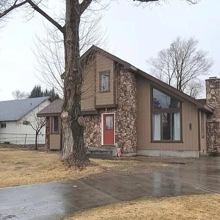 Cozy Cabin In The City Plus Gym Winnemucca Esterno foto